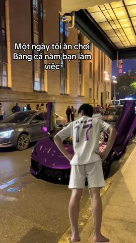 Một ngày tôi aen chơi bằng cả năm bạn làm việc , thượng hải #thượnghai_trungquốc中国 #money #dollar #zhanghai #rich 