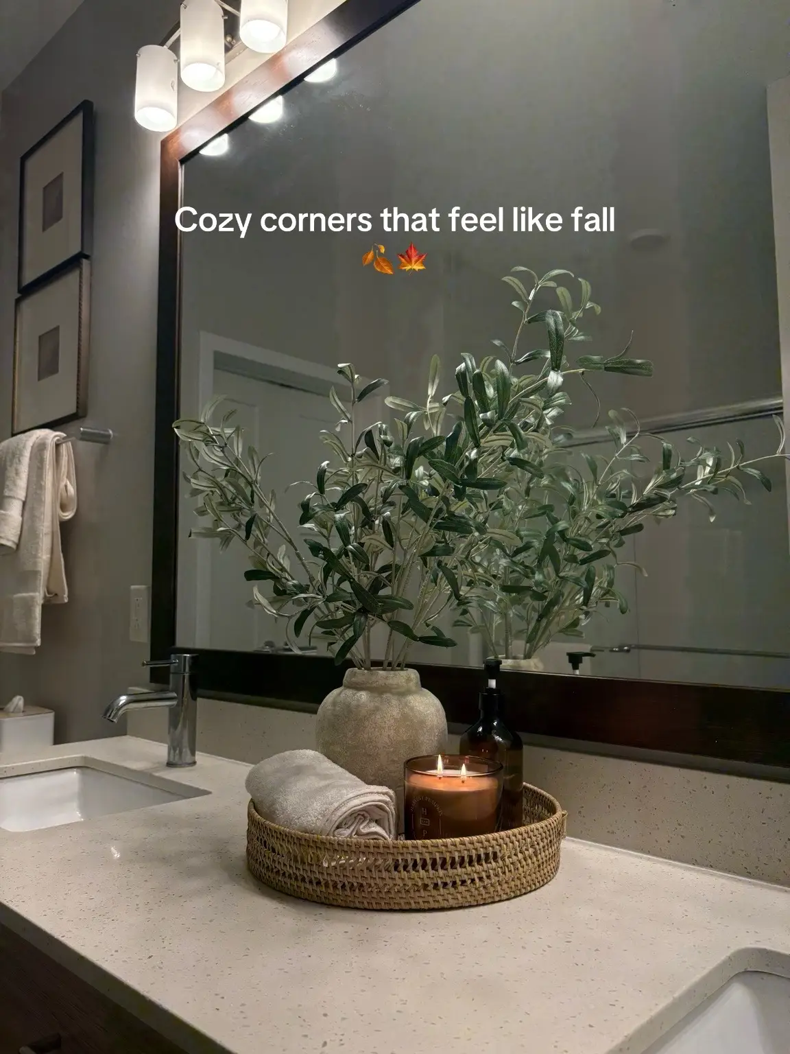 #falldecor #selenasincerely #fallbedding #moodydecor #gilmoregirls 