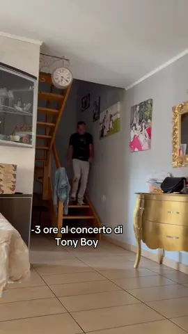 @TONY BOY #padreefiglia #milano #napoli #voliamoneixte✈🦁 #💙M💙W 