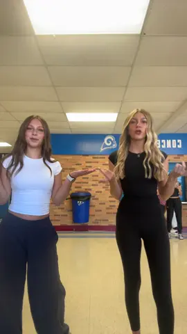 woo hoo @uliana #fyp #dance #foryou 