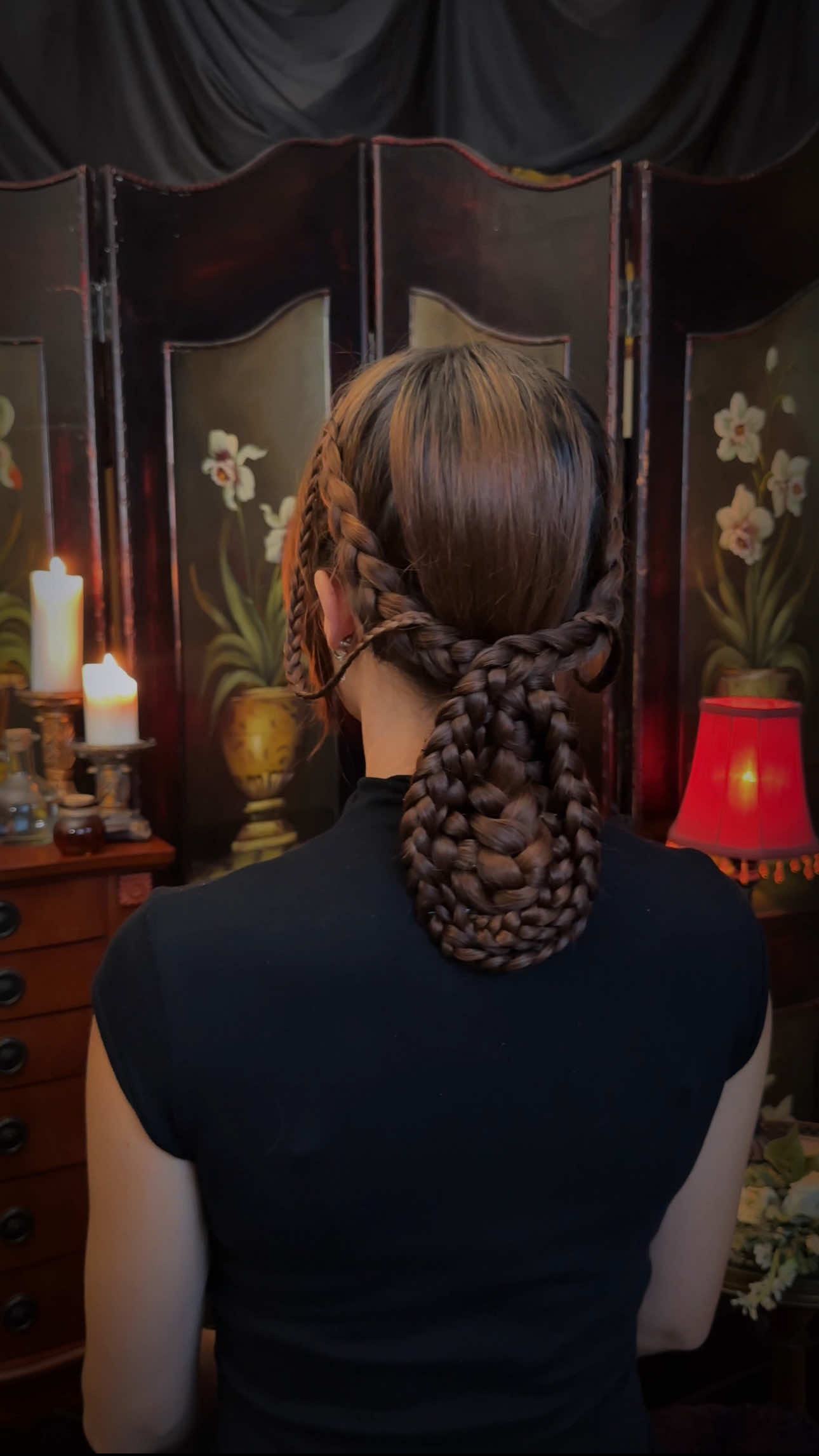 Instantly fell in love with this hairstyle 🥀🗡️✨ This is actually my second attempt and recording of the process of this hairstyle. Just not happy with the quality of the video or how this hairstyle came out the first time, but I think it was worth spending time redoing. . . . #w#wednesdaya#addamsfamily