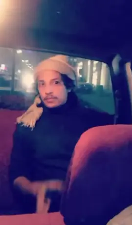 سبحان الله لا تدخلنا في السياسه وانا اخوك 