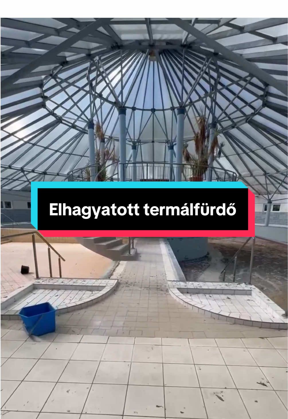 Elhagyatott termálfürdő érintetlen állapotban. #urbex #urbanexploring #termálfürdő #urbanexplorers 