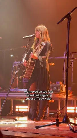 still a crime it’s only on Apple Music 🙃 @Ella Langley #country #fyp 