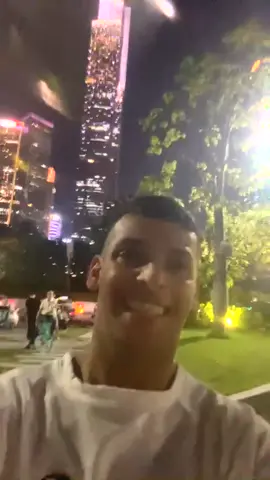 A singer with a beautiful voice😉👍