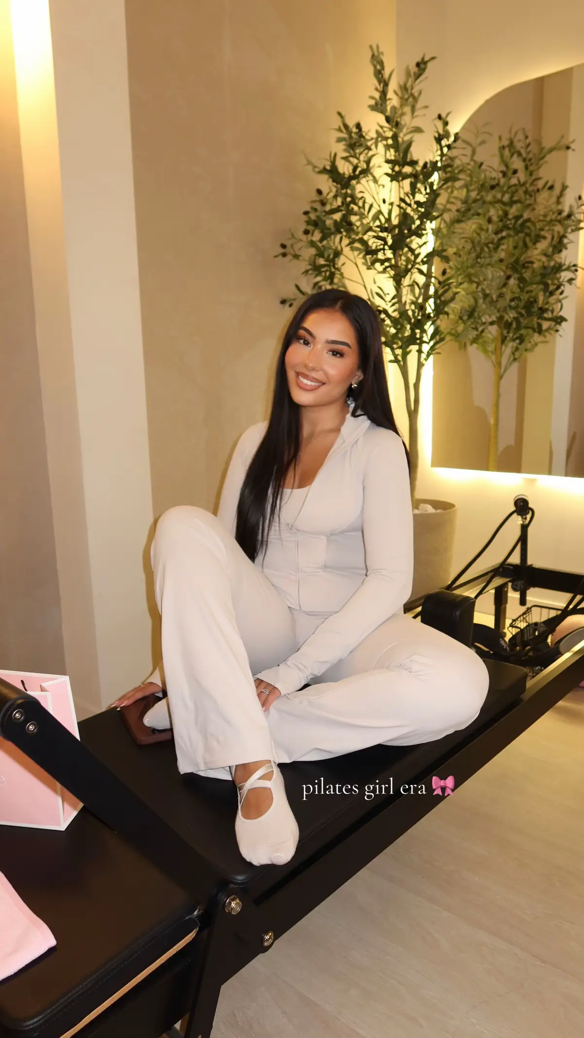 pilates girl era 🎀 @YasmineJls 🍒🍋🍉 @Define Studio Paris @bhome.cosmetics   