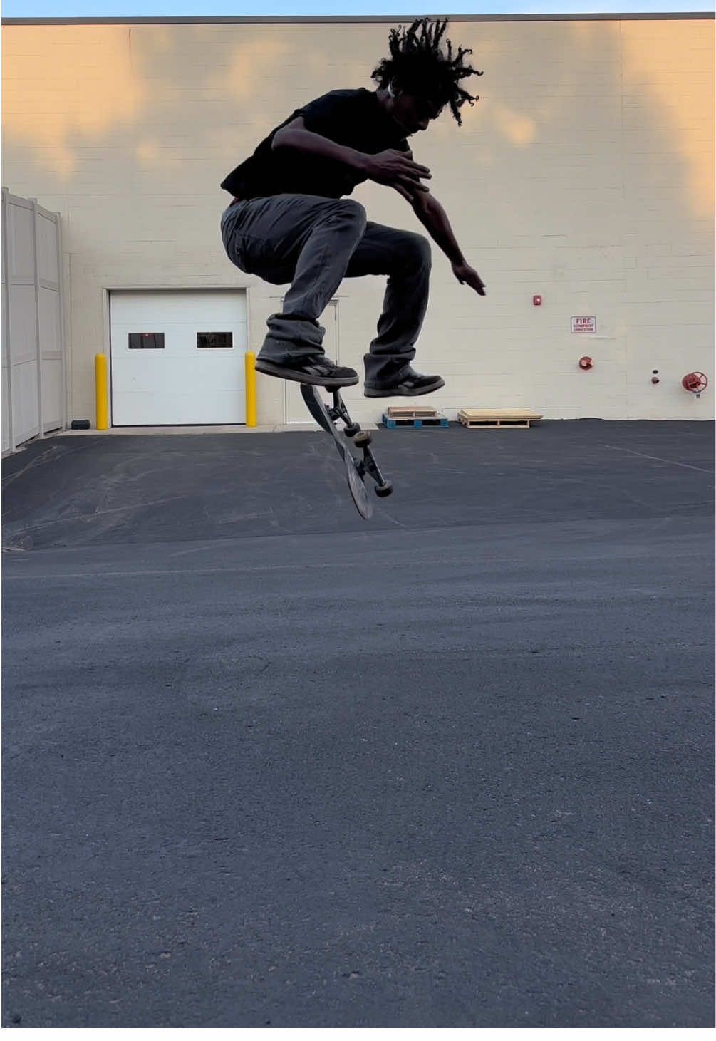The bag goes even deeper trust, just got to heal🙏🏾 #skate#skatetok#learning 