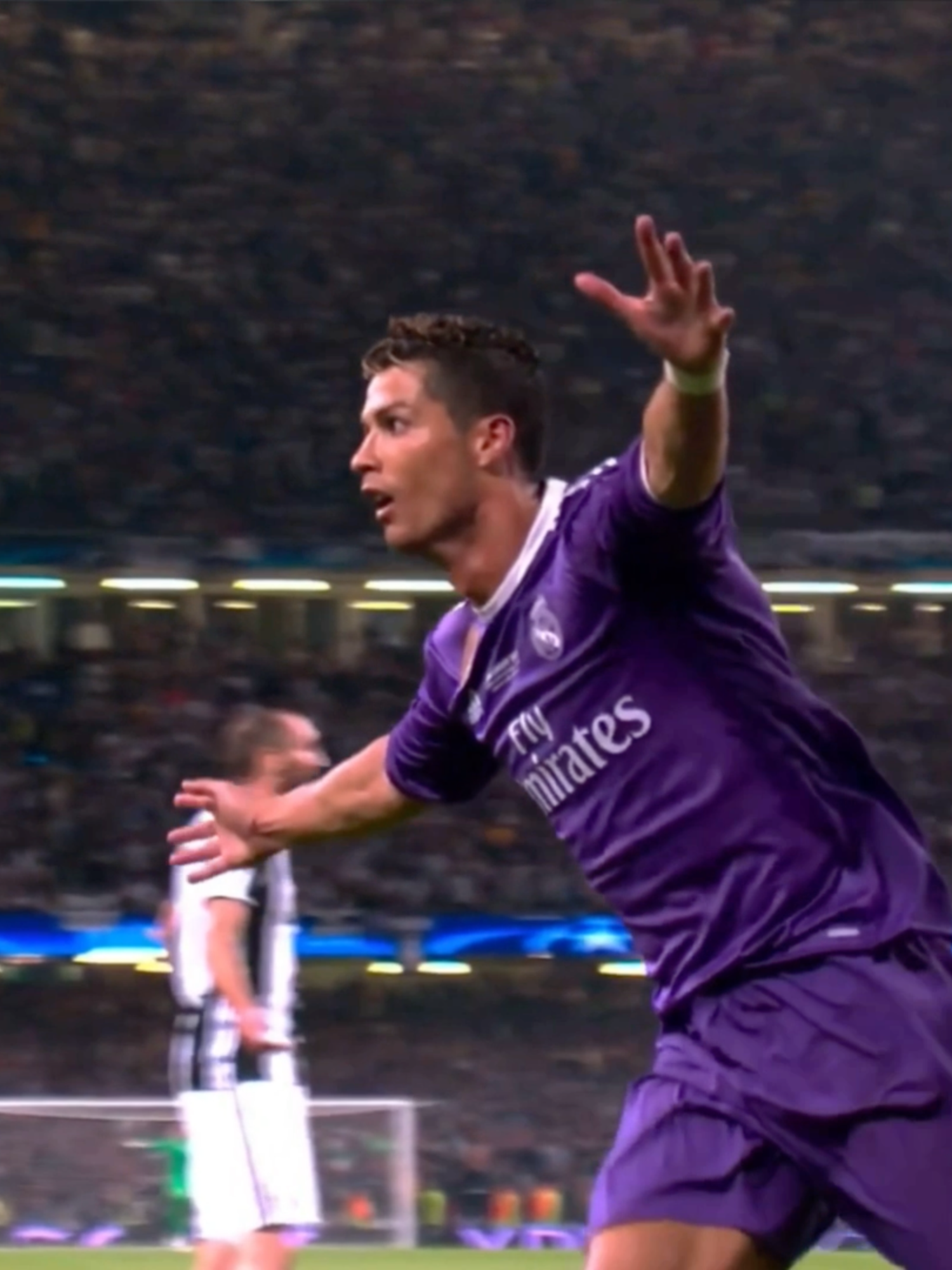 Ronaldo - Starman #fyp #footballtiktok #footballedit #ronaldo #viral  #starman #manchesterunited