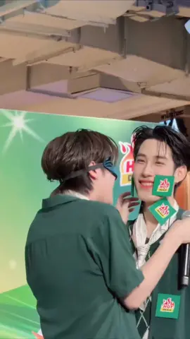 Now, l really like this couple 💚🩷 their love is so sweet 💚🩷#secretloveminiseries #tlefirstone #khemjiratheseries #fangirl @ว้อทอีฟ - What if @Firstone 