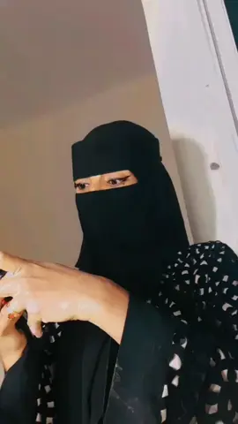 Dadka hada jogaa salaada ma iska eegaan horta  ??? #rayaan____ali #hijapgirl #شعب_الصيني_ماله_حل😂😂 #creatorsearchinsights  #creatorsearchinsights 