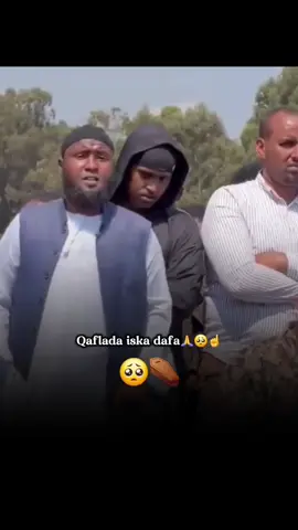 wllyal qaflada iskadafa☝️🥺 5qof qarsi 🫡#wanadhaqabriga #qabri #viraltiktok #adnanjusto #fepシ 