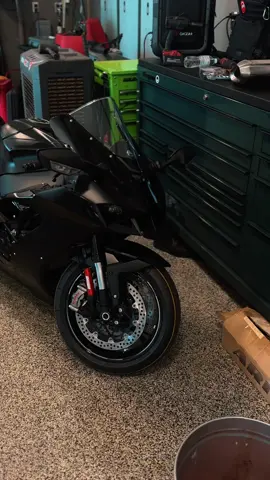 Worlds collid🌬️ #zx10r #bike #kawasaki #qptw🌎 #quietplatetheworld @Quiet @ON THREE RACING 