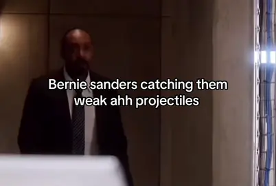 #berniesanders #politics #charliekirk #marmar970 #liberal #leftist #conservative #rightwing #democrat #republican 