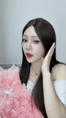 Cảm ơn vì những món quà, lời chúc và tình cảm – đặc biệt là 2 bà nội Việt Nam Hiin với Amie 🎁✨