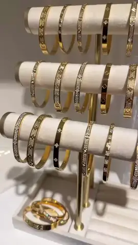 #accessories #trendy #necklace #braclets #style 🛍️💕