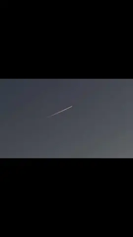 تمام ناانصافیوں کے بیچ اگر کوئی شے واقعی انصاف کے قریب ہے تو یہی کہ ہر روح کو کبھی نہ کبھی غم کا ذائقہ چکھنا پڑتا ہے۔ خوشیوں کی فصل کاٹنے سے پہلے فتوحات کے زودگذر سکون سے پہلے، دکھ اپنا حق وصول کرتا ہے۔ یوں لگتا ہے گویا رنج وہ قدیم محصول ہے جو زندگی کے دروازوں پر دینا ہی پڑتا ہے ایک تاریک راہ داری جس سے گزرے بغیر کسی کو روشنی کا حصہ نصیب نہیں ہوتا کیونکہ سب کو سب نہیں ملتا۔ #lik #fyppppppppppppppppppppppp #foryouu #viralditiktok #foryoupage❤️❤️ 