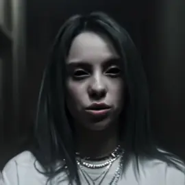 the iconic Billie look || @BILLIE EILISH #billieeilish #billieeilishedits #fyp #foryou #scary // intro: @overbillls 