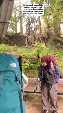 Minimal sekali seumur hidup, harus cobain mendaki gunung lawu via candi ceto sih.! #gununglawu3265mdpl #gununglawu #candiceto 