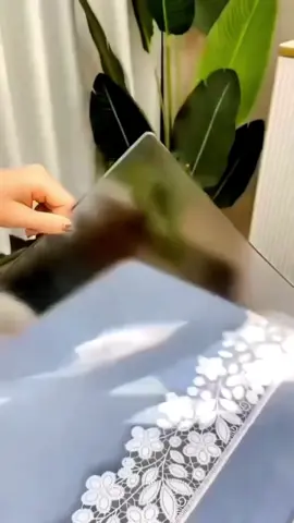 🍽️✨ Proteja sua mesa com elegância e praticidade! ✨🍽️ Chega de preocupação com manchas, líquidos ou calor! Nossa Toalha de Mesa Transparente Impermeável e Térmica mantém sua mesa sempre limpa e bem cuidada, sem esconder a beleza do móvel. ✅ Transparente e sofisticada – combina com qualquer decoração ✅ Impermeável – protege contra líquidos e sujeira ✅ Resistente ao calor – ideal para o dia a dia ✅ Fácil de limpar – apenas um pano úmido e pronto! 👉 Mais proteção, mais beleza, menos preocupação! Comente “EU QUERO” que envio o link!💖