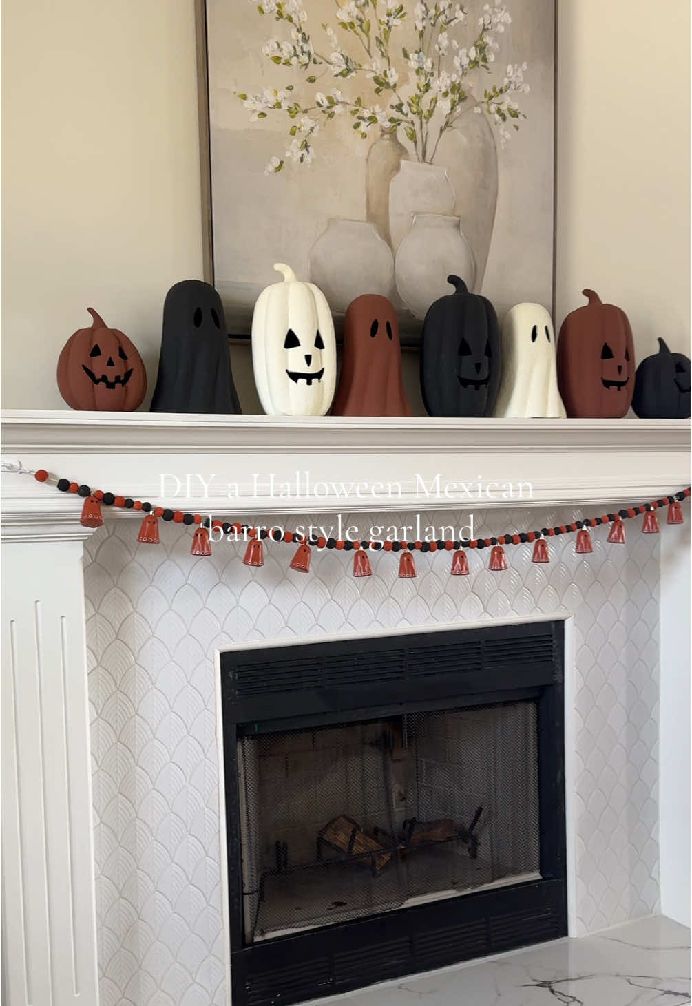 Little DIY I decided to make what do yall think 🤔 still not sure if I’ll keep it there 😅 #DIY #Halloweendiy #barro 