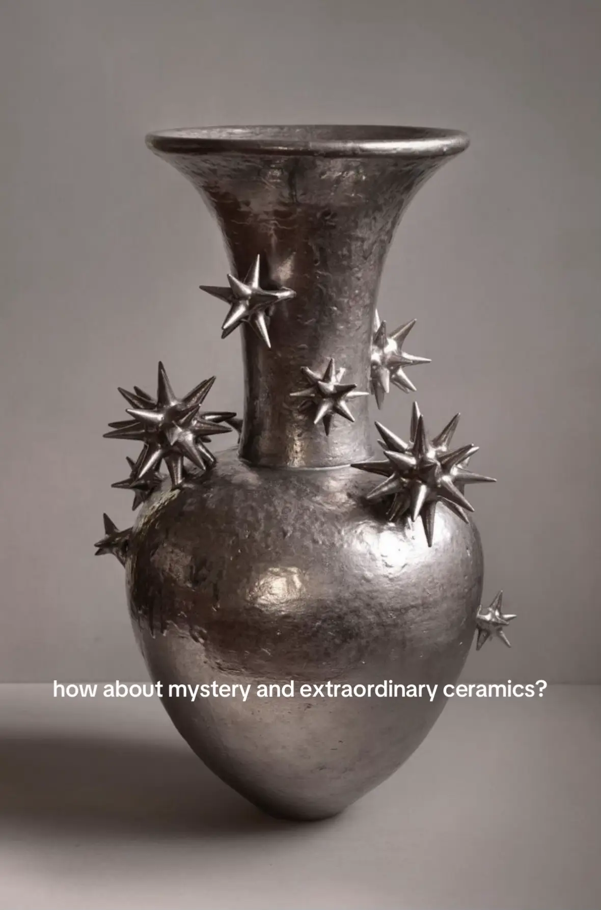 Be careful when dusting 😉 #ceramics #homedecor #luxurydecor #vase 