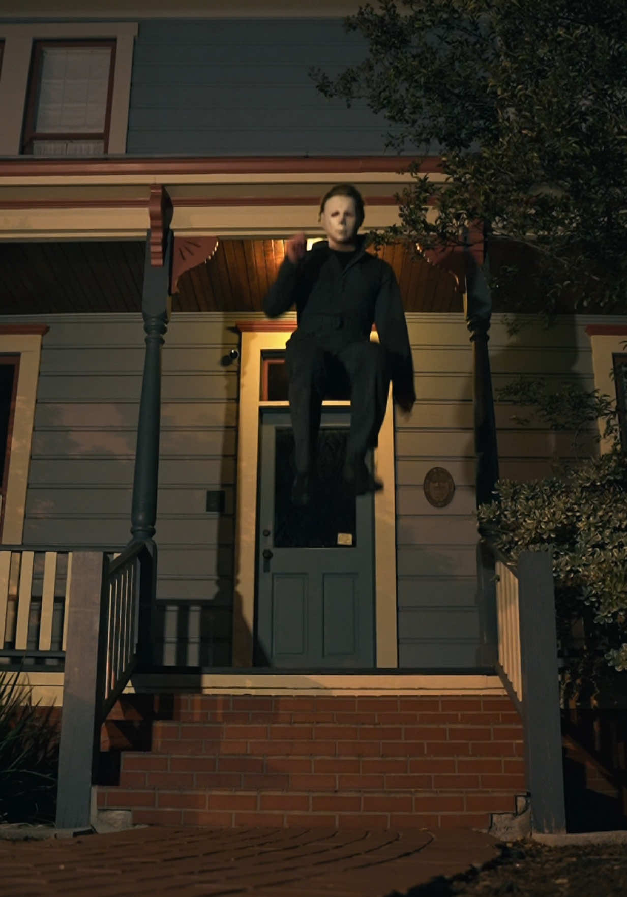 DC: @carlsuffrin #michaelmyers #halloween #michaelmyersoftiktok #spookyseason #myershouse 