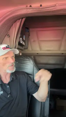 #Petermobilin#Marilyn#lol.   #chickenwagon#379class.      #runningoutwest#DUET 