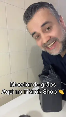 Moedor de grãos , pra você tomar aquele café gostoso, moído na hora 😮👏👏 e com melhor preço só aqui no #tiktokshop #moedordegraos #moedor #tioludicascomhumor😬 