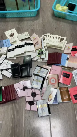 Hey global beauty distributors & wholesalers! We’ve got an unbeatable deal—bulk designer perfume vials starting at 100 units! Dior, Coach, Givenchy, Lancôme, Burberry, Valentino, Versace… All the iconic brands in one place. Authentic, mini - sized for trial or gifting. Perfect to boost your inventory with luxury scents customers crave. Stock up now and be the go - to for premium fragrance samples! #DesignerPerfumeWholesale #BulkFragrance #LuxuryScents #GlobalDistributors #PerfumeVials #Dior #Coach #Givenchy #Lancome #Burberry