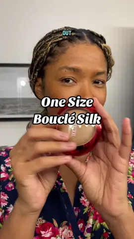 Definitely going to be using this @ONE SIZE BEAUTY finishing powder to give a little warmth to my cooler makeup!  #onesizebeauty #finishingpowder #smoothskin #tiktokshopnewarrivals #bouclesilkpowder 