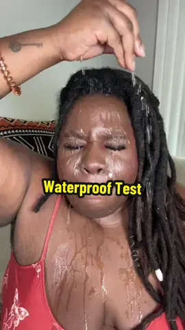 @carslan_us sent over some goodies for me to try out and I was pleasantly surprised by the waterproof claims of the Black Magnet soft focus makeup powder in pink and the soft focus liquid powder spray! They ate down with the waterproof claim! ❤️✅ #waterproofmakeup #carslanwaterproofpowder #carslanpowder #carslansettingspray #blackgirlmakeup