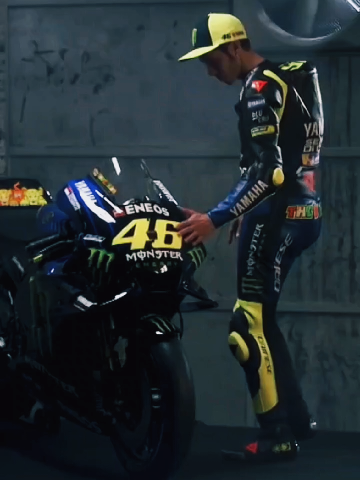 Crazy Race⚡👽  #motogp #moto #race #corrida #foryou 