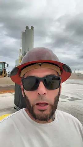 Dax full brim hard hat! Sale! #daxhardhat #dax #hardhat #construction #sale 