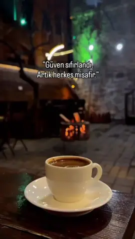 Güvenin bittiği yerde sevgi de misafir kalır.”#izmir35 