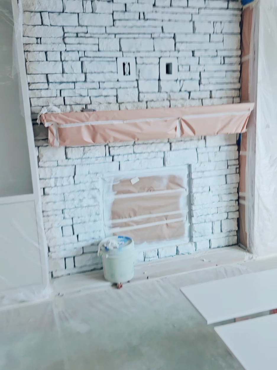 video filmed in 2 parts #houseoffrench #housetohome #renovationproject #painting #kitchen 