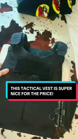 This vest helps protect you! #tiktokmademebuyit #dealsforyoudays #tiktokshopfinds #tacticalgear #tacticalvest 