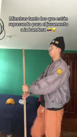 Confirmen los que van a jurar la bandera ñaños jaja 😂❤️🇪🇨 #parati #colegio #humor #viral #ecuador 