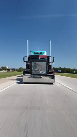 Driver: @Shaggy #peterbilt #lonesomedove #flattop #cattlecartel #cattle @Cattle Cartel 