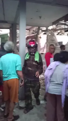 ledakan di pagi hari di jl talas pondok cabe Ilir masih belum di ketahui penyebab nya pukul 5. 12 wib 4 orang korban luka bakar #infoppndokcabe #pondokcabe #ciputat #fy #berita 