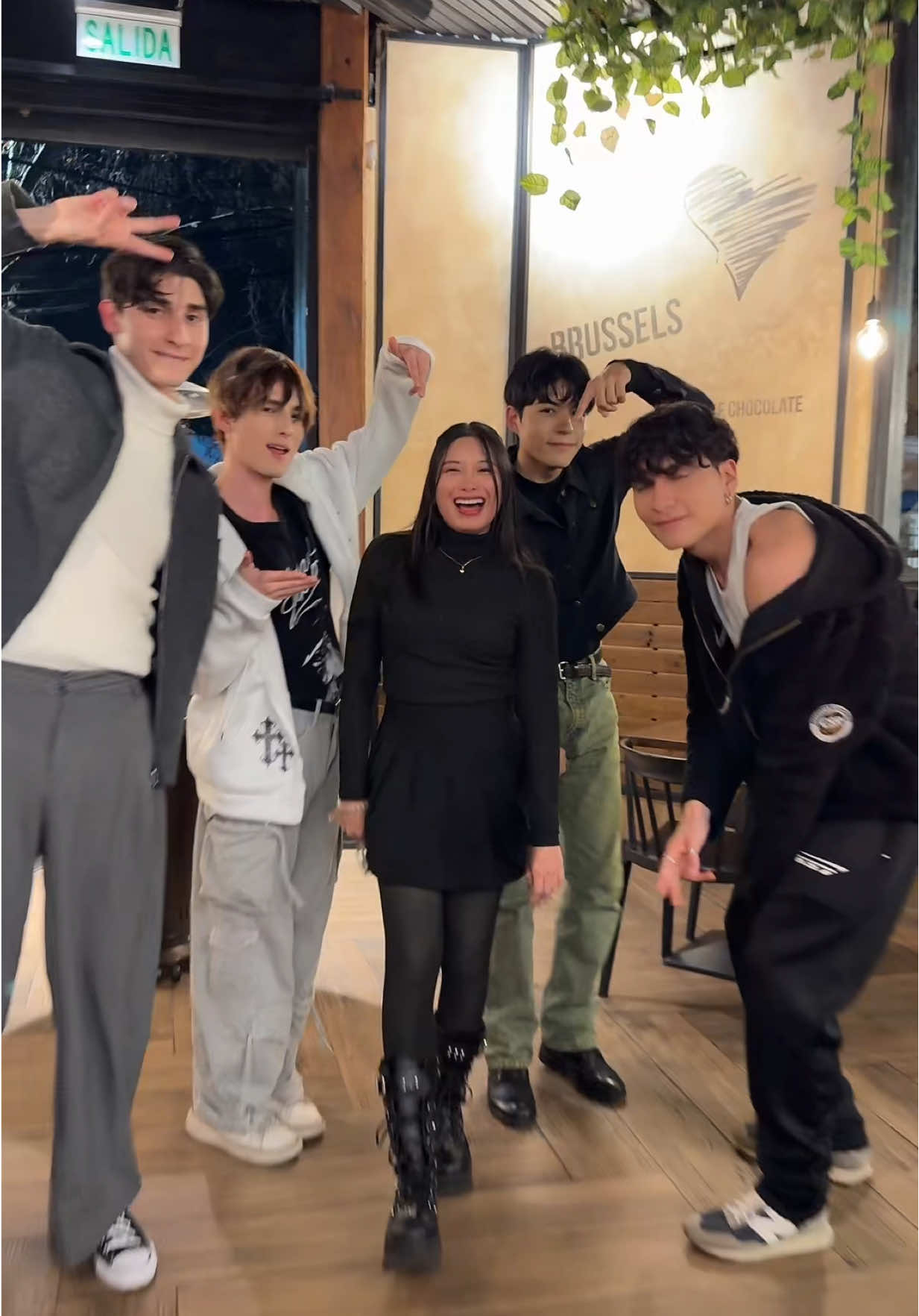 Tuvimos el honor de compartir con Rina de @HAYLL-G, ¡la pasamos muy bien! #PALA #Q_ARE  