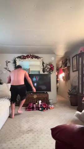 It’s gets funnier everytime you watch it 🤣🤣 That brother and sister love ya know I had to get her good I’m surprised she didn’t see me 🤣🤣 #fyp #funny #jumpscare #prank #odbando 