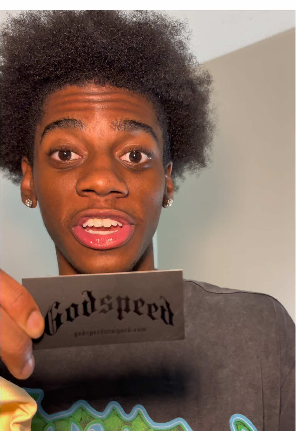 THIS IS A HACK GET ONE! #fashion #streetwear #graphictees #fashiontiktok #mensfashion 