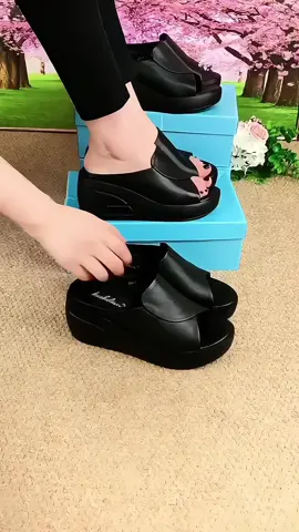 Sandal Wedges Wanita Motif Luar ruangan #sendalwanita #2025 #fyp 