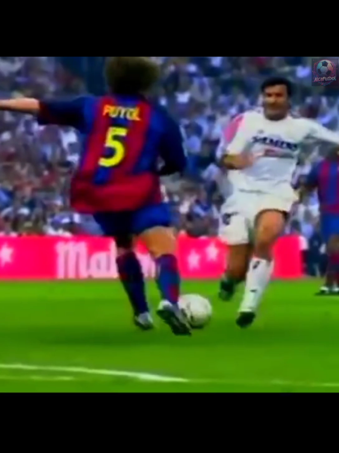 El arte de defender, Puyol todo un crack 🔥 #puyol #barcelona #defensa #fpy #michaeljackson 