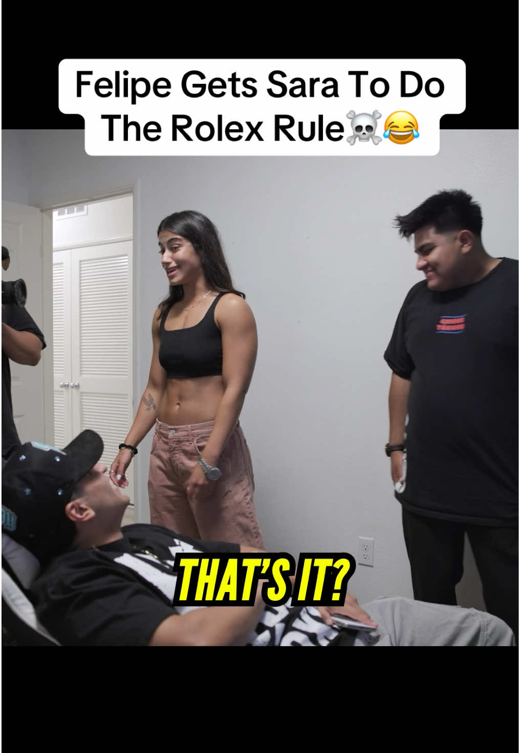 Felipe Gets Sara To Do The Rolex Rule☠️😂 #felipe #sarasaffari #chicostoxicos #couple #funny 
