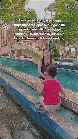 ternyata jadi ibu bkan sekedar merawatnya melainkan juga memikirkan masa depannya #singlemom #xzybcaシ #fypシ #fypシ゚viral #banyuwangi 
