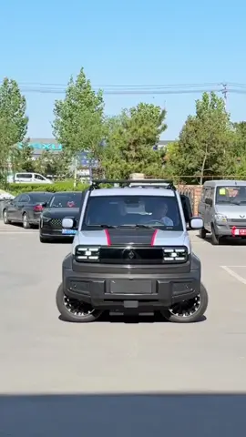 Don’t look at Yangwang u8, look at my Baojun Yep! #wuling #electriccar #wulingmotors #fyp #baojun #miniev #baojunyep #u8 #foryoupage #suv #PremierRendiplus 