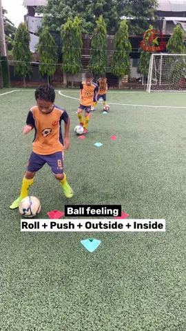 Nhịp điệu + chạm…Thử ngay! 👏 #coach_win #football #bongda 