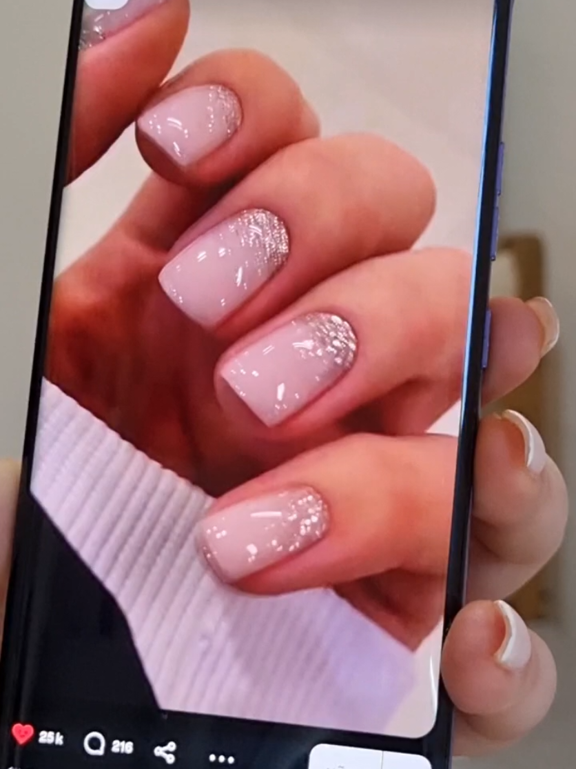 MINI VLOG DE UN DIA CONO MANICURA 😄#nailsinspo #nails #manicure #nailsstudio #LiveOutlandish 