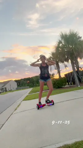 These skies… 🥰🤩#hoverboard #sunset #MomsofTikTok #afterwork #thisis40something 